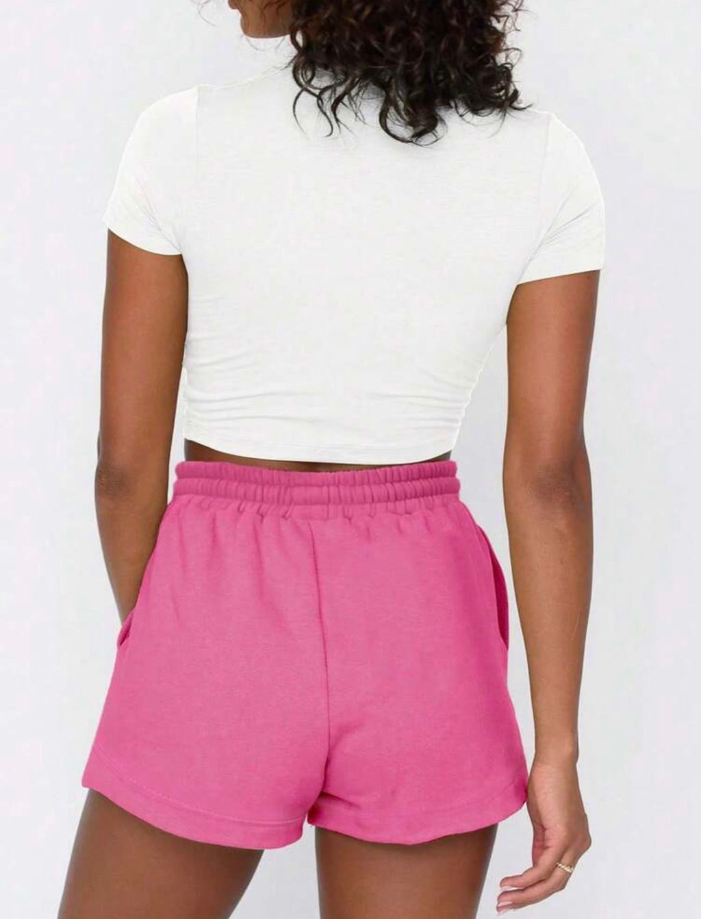 Ensemble Femme Décontracté – T-shirt Imprimé et Short Assorti