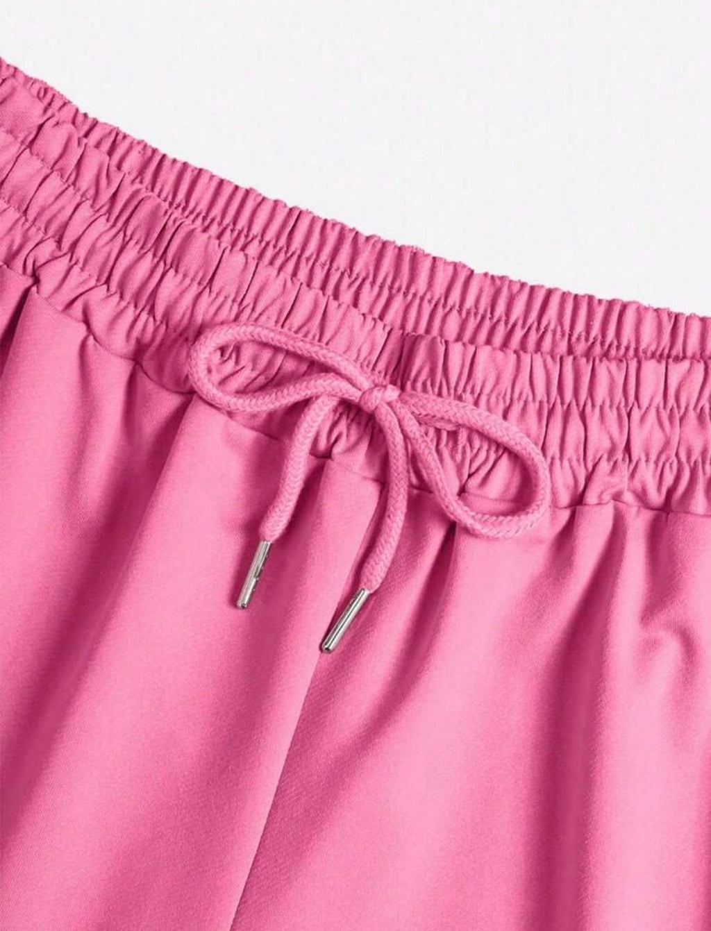 Ensemble Femme Décontracté – T-shirt Imprimé et Short Assorti